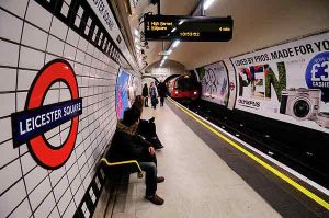 subway London. sumber: fineartamerica.com