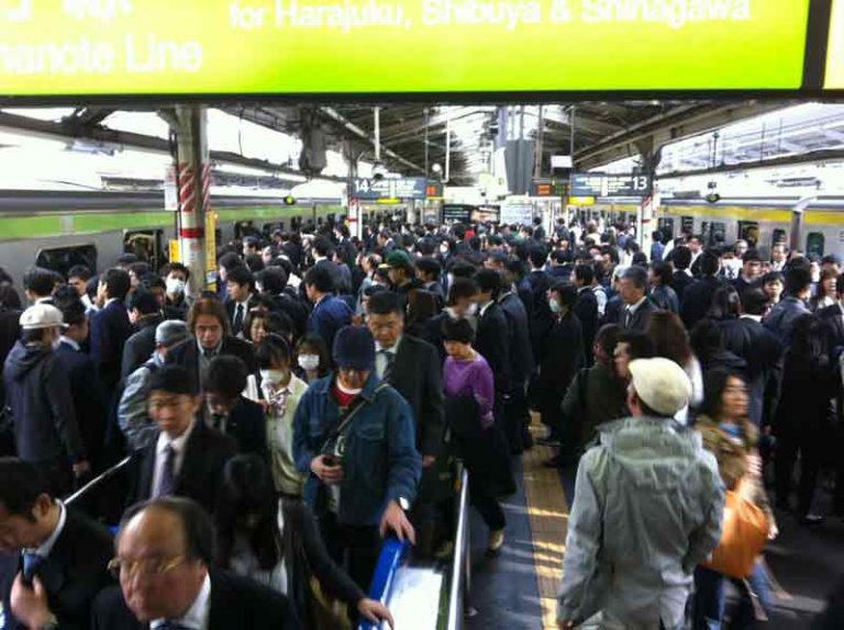 Lima Stasiun Tersibuk di Dunia, Semua Ada di Jepang!