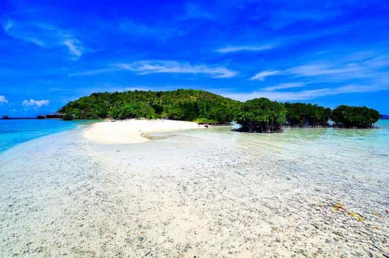 Eksplorasi Keindahan Pulau Pahawang dengan Pasir Putihnya