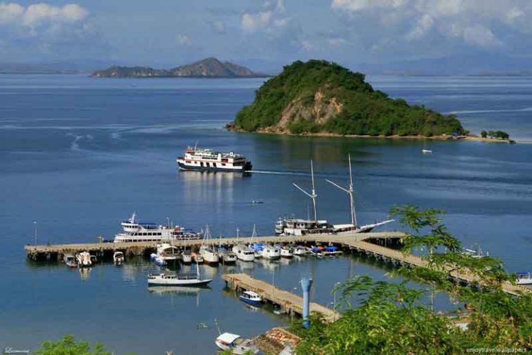 Mau ke Pulau Komodo? Ada Tiga Pilihan Untuk Anda