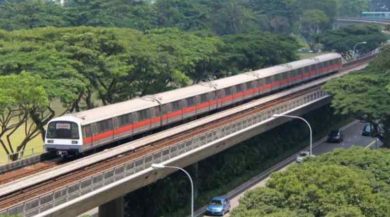 Akibat Insiden Pintu Kereta, Jadwal MRT di Singapura Alami Penundaan