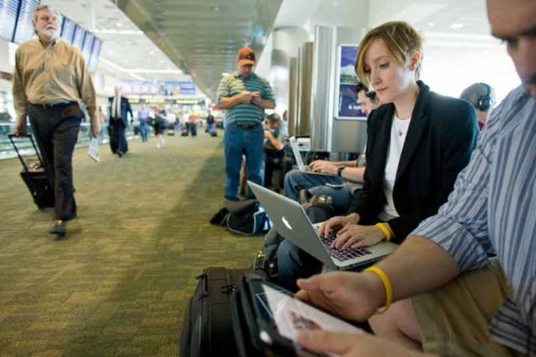 WiFox, Bantu Anda Berburu WiFi Gratisan di Bandara Internasional