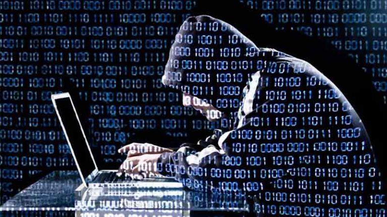 Pengakuan Seorang Hacker: Bisa Jatuhkan Pesawat Penumpang dari Kamar Tidur
