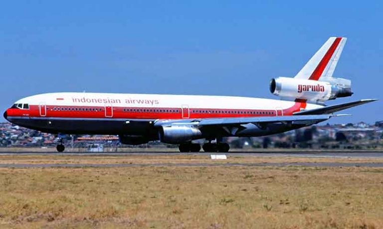 Menjawab Penasaran, Ini Sebab Mesin Belakang Douglas DC-10 Terkesan Lebih Besar Dibanding Mesin di Bawah Sayap