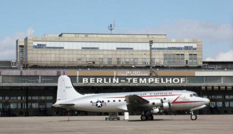 Bandara Tempelhof, Megastruktur NAZI Yang Kini Jadi Taman Kota Besar di Berlin