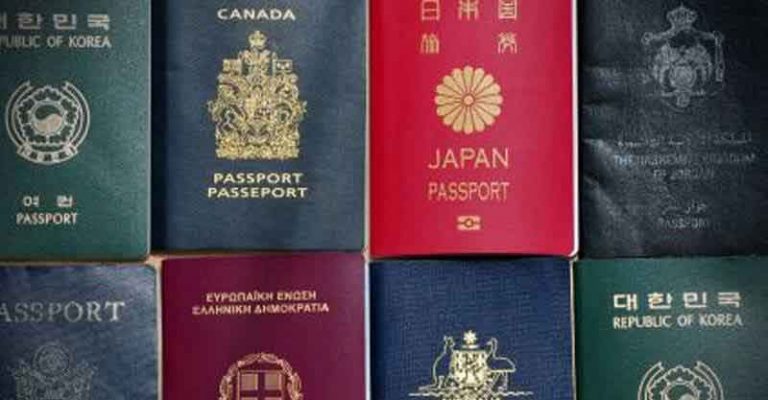Serba-Serbi Empat Warna Pada Cover Paspor