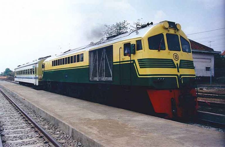 GE CC200, Lokomotif Diesel Elektrik Perdana di Indonesia, Ikut Sukseskan KTT Asia Afrika 1955
