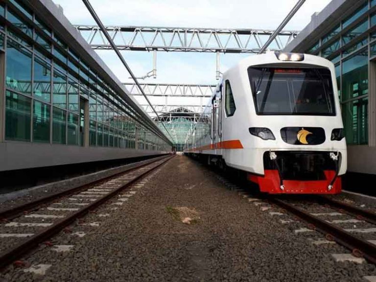 Belum Genap Satu Bulan Beroperasi, KA Bandara Soekarno-Hatta Angkut 75 Ribu Penumpang
