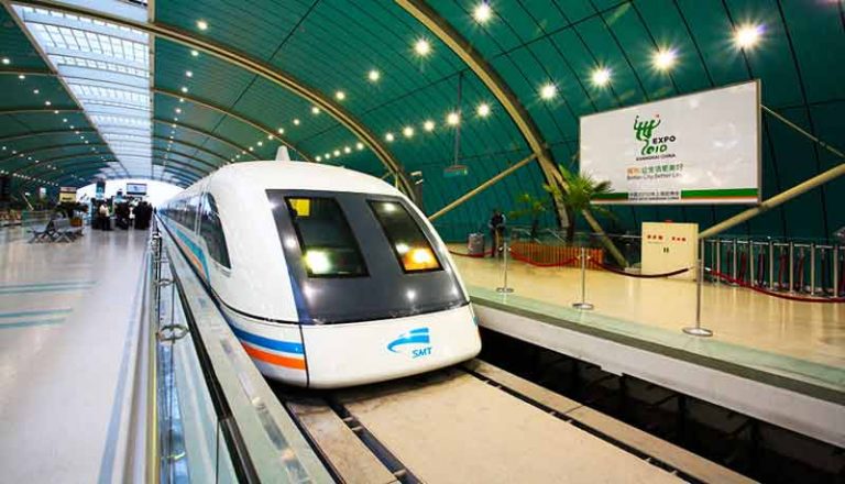 Jepang dan Cina Berlomba Dalam Teknologi Kereta Berkecepatan Tinggi