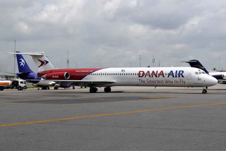 Pintu Darurat Douglas MD-83 Lepas, Masih “Untung” Kejadian Saat Mendarat!