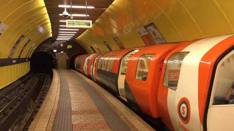 Glasgow, Kereta bawah Tanah Tanpa Awak Pertama di Inggris, Meluncur 2020