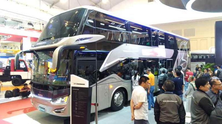 Bagi Penggemar Bus, Sebutan Mudik adalah Touring