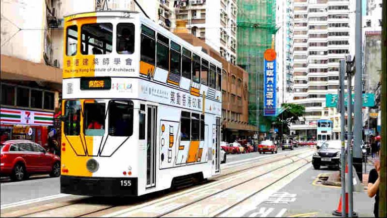 Ding Ding Tram, Moda Transportasi Tertua Sekaligus Termurah di Hong Kong