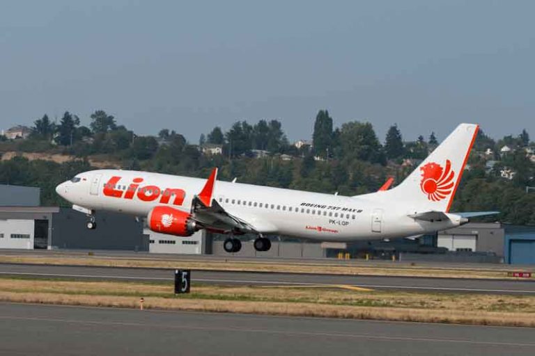 Tragedi Lion Air JT 610: 13 Menit Maut di Udara dan Drama Pencarian Kotak Hitam