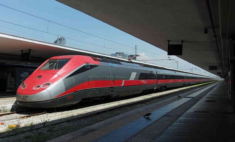 Keliling Eropa Makin Gampang! Komisi Eropa Siapkan Aturan Tiket Kereta Terpadu Lintas Negara