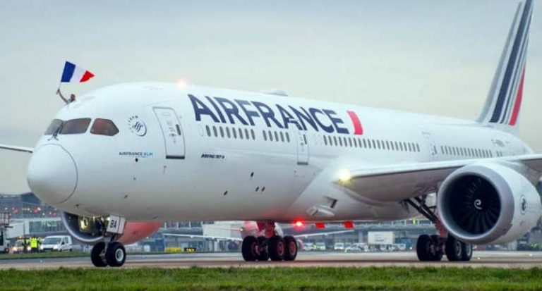 Mendarat Darurat di Siberia, Penumpang Air France Terperangkap Selama Tiga Hari!
