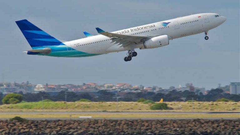 Garuda Indonesia dan Singapore Airlines Garap Kerja Sama Komersial, dari Codeshare Sampai Akses Lounge
