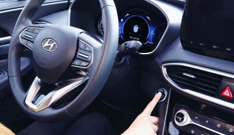 Hyundai Kembangkan Sensor Finger Print untuk Sante Fe SUV