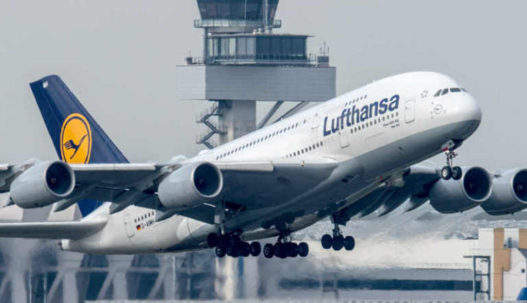 Cerdas Namun Dipandang Licik, Lufthansa Perkarakan Penumpang yang Praktekkan Travel Hack