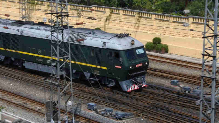 Qishuyan DF11Z, Inilah Lokomotif Diesel Listrik Penarik Kereta Kim Jong Un Ke Vietnam