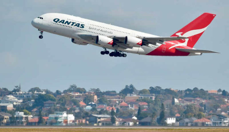 Sudah ‘Pensiun Dini’, Qantas Umumkan Airbus A380 Terbang Lagi Mulai 2022