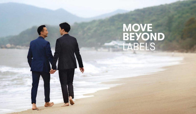 Tampilkan Sepasang Gay, Iklan Cathay Pacific Tuai Kontroversi