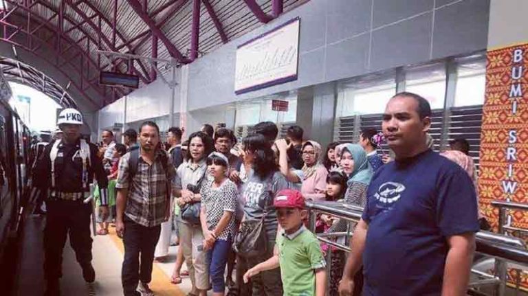 LRT Palembang Diminati Pemudik Kala Libur Lebaran