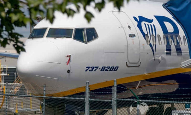 Ada yang Berbeda di Livery Ryanair, Benarkah Boeing “Rebrand” 737 MAX?