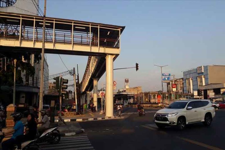 Stasiun Velodrome LRT Jakarta dan Halte Pemuda TransJakarta Kini Resmi Terkoneksi