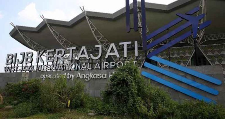Mulai Hari Ini, Penerbangan Domestik dari Bandara Husein Sastranegara Pindah ke Kertajati