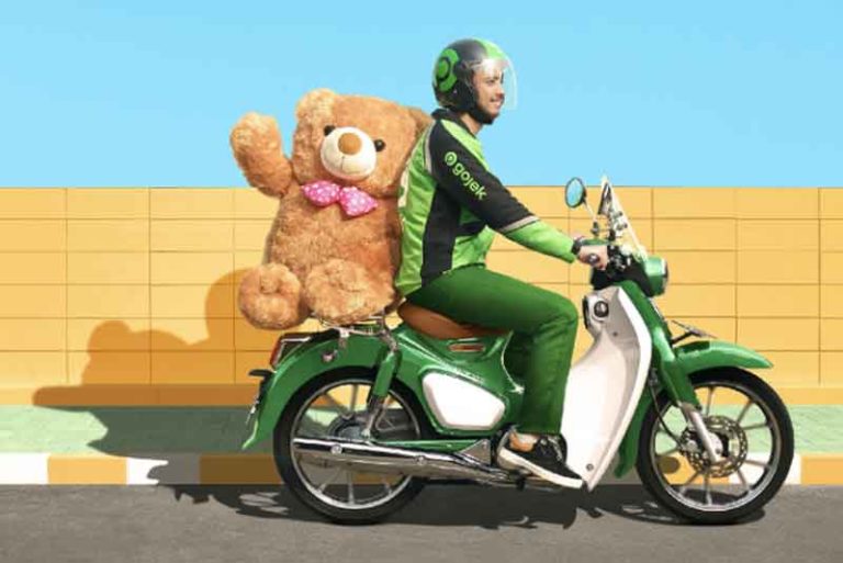 Anda Bosan Jadi Penumpang? Inilah Cara Cepat Jadi Pengemudi GoJek