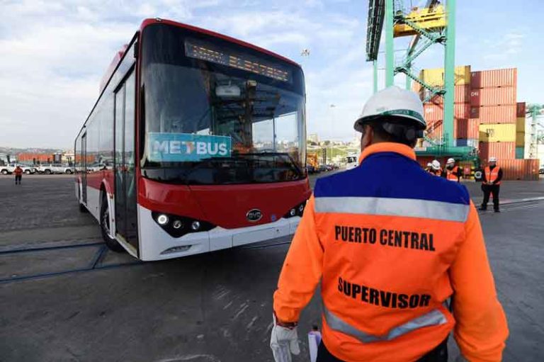 Bus Listrik asal Cina Bawa Perubahan Radikal pada Transportasi di Santiago