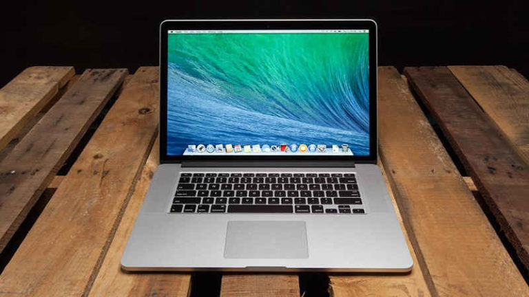 Ikuti Singapore Airlines, Garuda Indonesia Larang Penumpang Bawa MacBook Pro