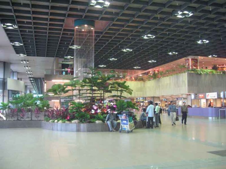 Genjot Wisatawan Mancanegara, Kemenpar Buka Tourism Hub Information di Bandara Changi