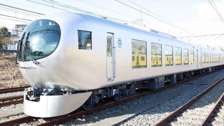 “Laview” Express Train – Kereta Komuter Wisata dengan Jendela Berukuran Besar