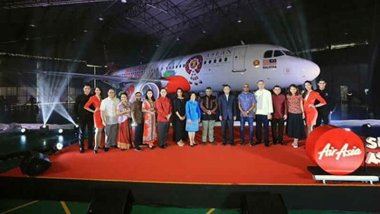Peringati ASEAN Day, AirAsia Tampilkan Livery Spesial yang Sarat Makna
