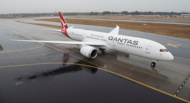 “Sunrise Project,” Qantas Bakal Sabet Gelar Penerbangan Langsung Terlama di Dunia