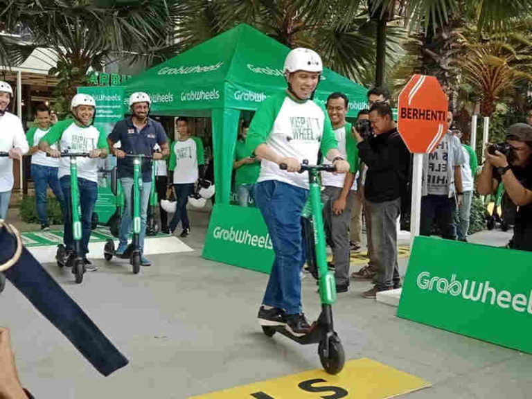 Pakai GrabWheels Jangan Lupa Scan Kode QR Setelah Selesai Kalau Tak Mau Didenda Rp300 Ribu