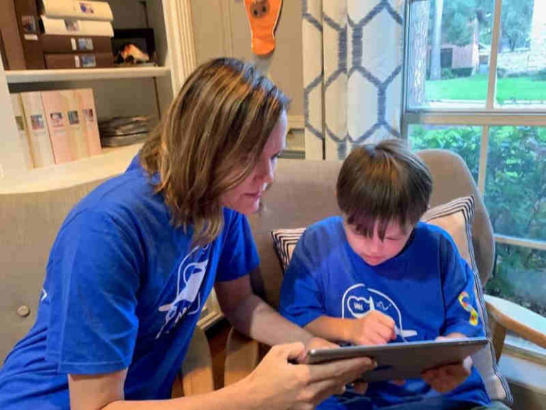 Aplikasi “Access Houston Airports,” Bantu Penumpang dengan Anak Cacat dan Autisme