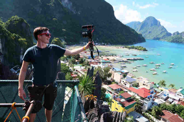Mau Bikin Vlog Menarik dan Tak Repot Saat Bepergian? Simak Tips ini!