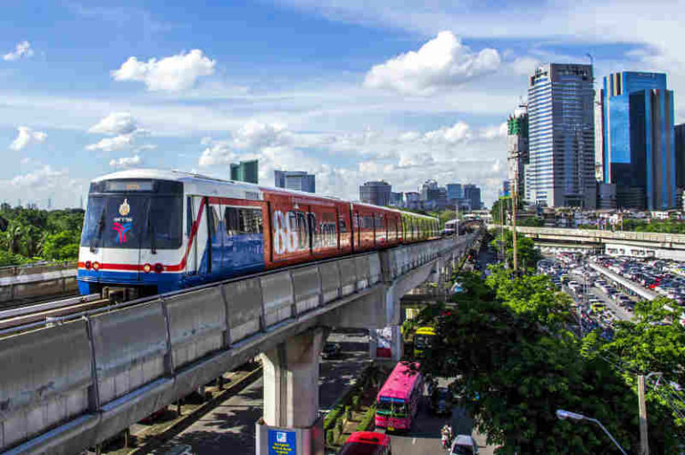 Kalau Jakarta Punya MRT, Bangkok Punya BTS Skytrain yang Telah Mengular 20 Tahun