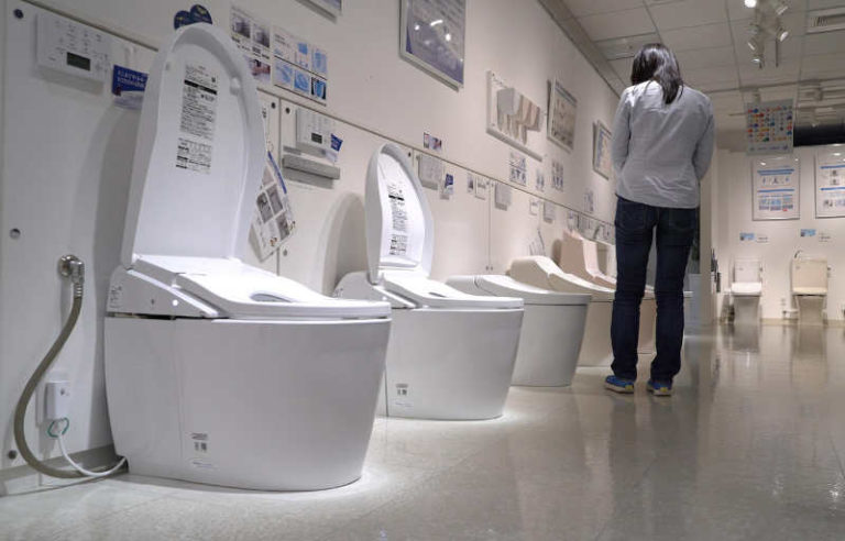Toilet Berteknologi Tinggi, Bikin Pelancong Bingung di Bandara Haneda