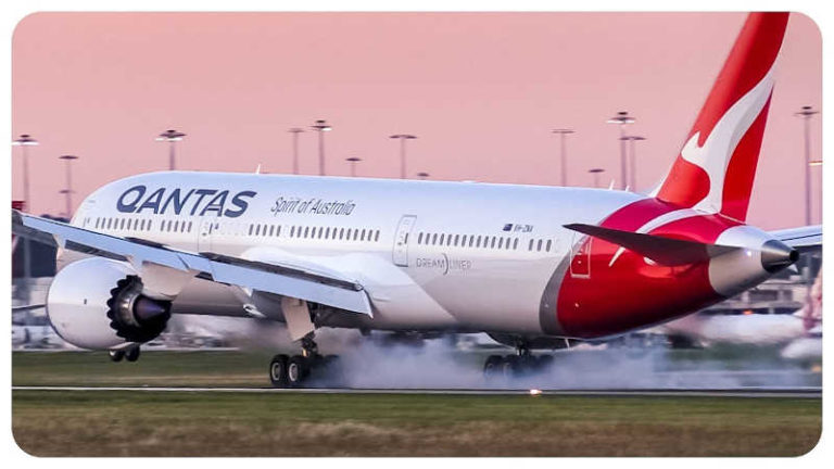 Kapal Perang Cina Diduga “Ganggu” Saluran Komunikasi Radio dan Sistem GPS Pesawat Qantas
