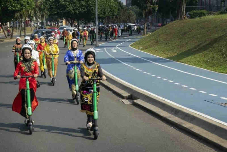 Negara-Negara ini Punya Regulasi Otoped Listrik, Bagaimana dengan Indonesia?