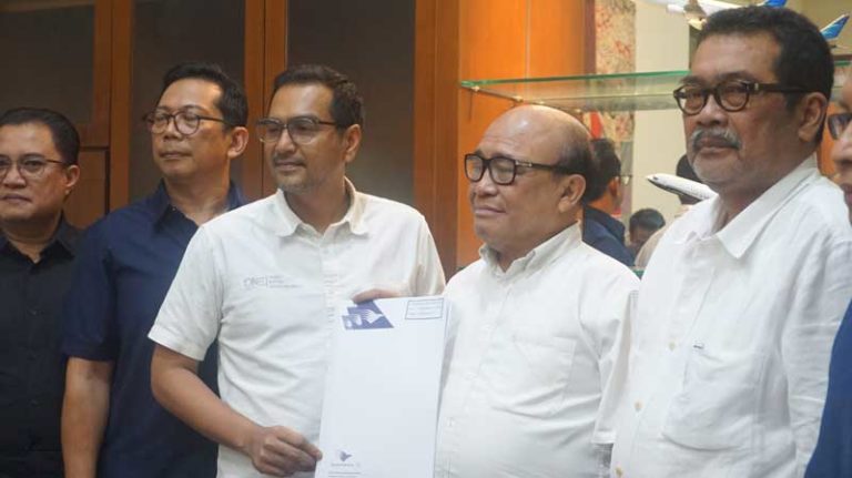 Gantikan Ari Askhara, Fuad Rizal Resmi Menjabat Plt Direktur Utama Garuda Indonesia