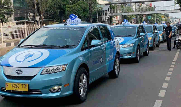 BYD Melebarkan Sayap di Indonesia, Bluebird Pakai Armada Sejak 2019