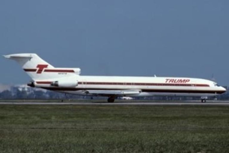 “Trump Shuttle,” Maskapai Milik Donald Trump yang Hanya Berusia 18 Bulan!