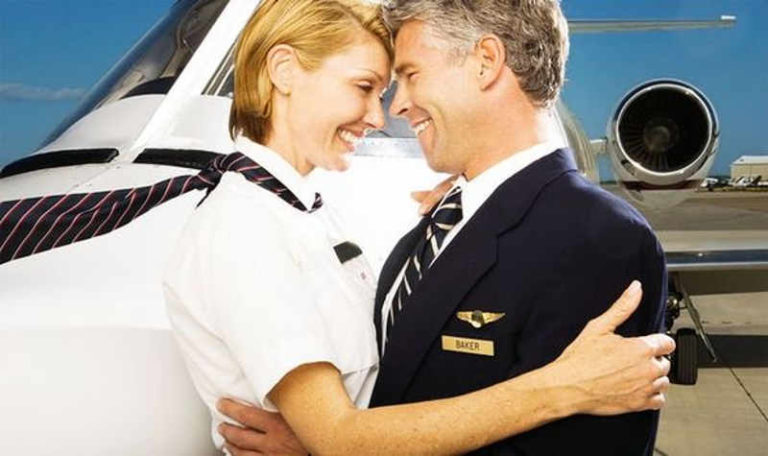 Cinta Bersemi di Udara, Pramugari dan Pilot Saling Mengerti Pekerjaan Masing-masing