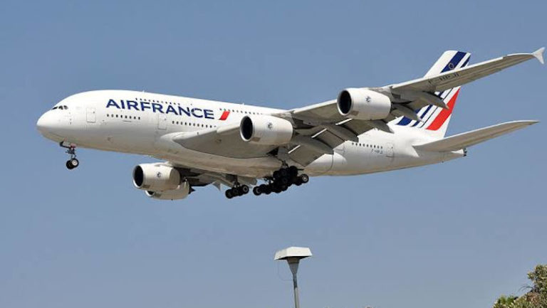 Temukan ‘Kecacatan’ di Mesin, FAA Berikan Arahan untuk Operator Airbus A380