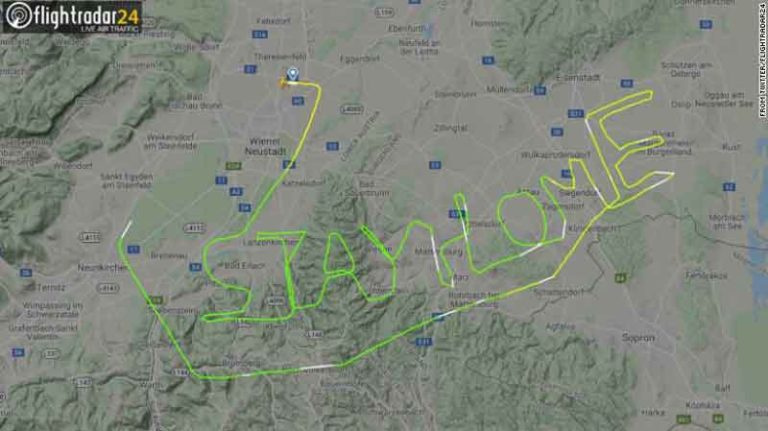 Setelah ‘Tulis’ Pesan Cuci Tangan, Kini Pilot Ingatkan Pesan ‘Stay Home’ di Langit